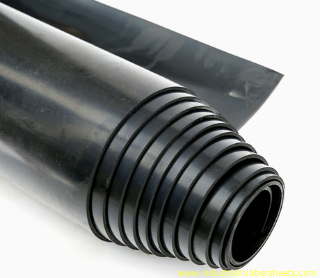 Neoprene Sheet and Neoprene Rubber Sheet with 0.5-50mm Thickness Fire-resistant and Corrosion-resistant for Industrial Use