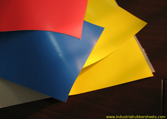 Feuille de tissu de Hypalon, jaune en caoutchouc de feuille du néoprène industriel, gris, rouge, bleu