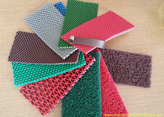 Feuille en caoutchouc industrielle de PVC d'appui solide longueur de 12 - de 15m facile à nettoyer