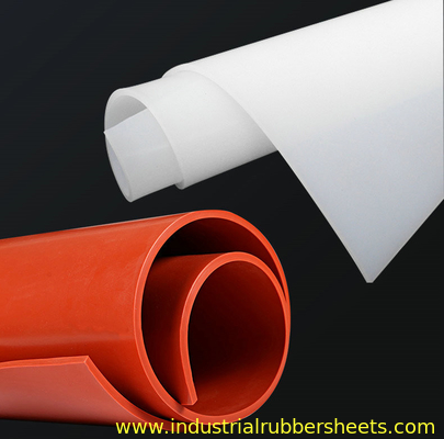 Feuille de caoutchouc silicone haute température 0,5 mm-50 mm, allongement 300 %, noir