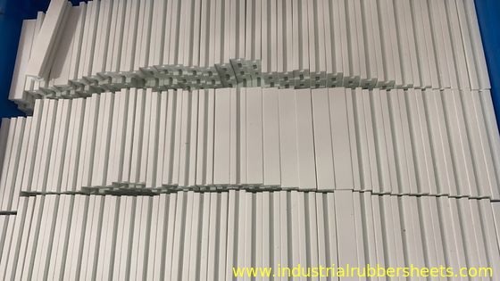 Non-Stick PTFE Glassfiber Cutter Pad with Rectangular Shape and Temperature Resistance Up to 260°C for Precision Cutting