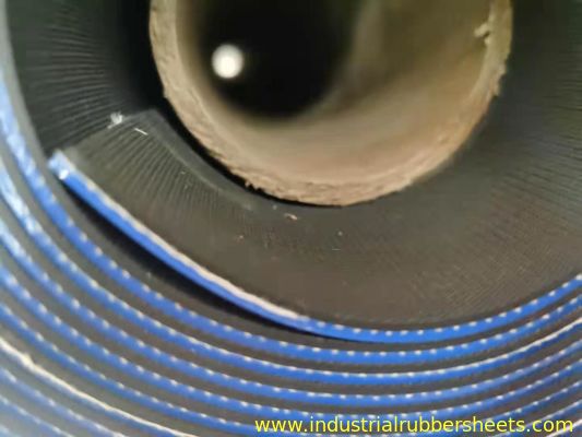 Feuille de caoutchouc silicone flexible résistante aux températures et aux produits chimiques extrêmes pour applications industrielles