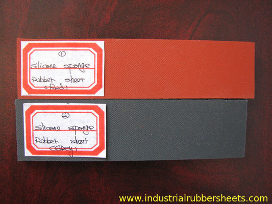 Feuille de caoutchouc éponge silicone à cellules fermées avec adhésif 3M pour résistance aux hautes températures