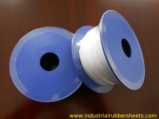 Ruban adhésif PTFE de qualité alimentaire de couleur blanche avec adhésif d'un côté pour joints industriels