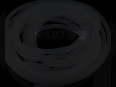 Une voiture de course de 6 pouces de haute performance, Samco, tuyau en silicone bleu / rouge / noir.