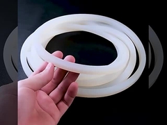 Extrusion de silicone rouge translucide, profilé de silicone pour le scellement