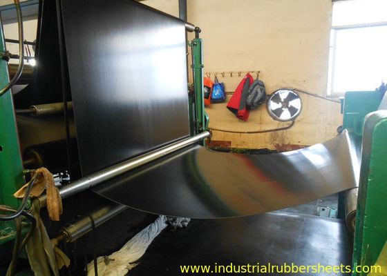 4 - 16Mpa petit pain de recouvrement en caoutchouc industriel de la construction NBR, feuille en caoutchouc noire