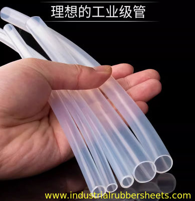 Tubes en PTFE blanche à surface lisse pour une utilisation sûre et non toxique