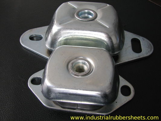 Montage de choc en caoutchouc à haute traction avec surface lisse et métal galvanisé pour l'amortissement des vibrations marines