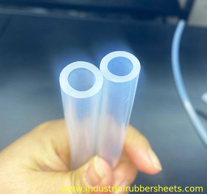 Extrusion et tuyau en silicone de qualité alimentaire durci au platine à haute résistance à la traction