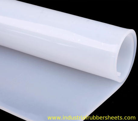 Plaque de caoutchouc de silicone transparent résistant aux températures élevées, de taille personnalisée, pour la fabrication de joints et le blindage thermique