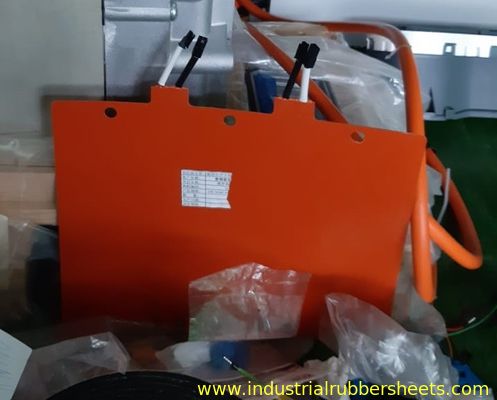 Pad de chauffage en caoutchouc de silicone personnalisé avec une capacité de chauffage à haute température et un chauffage uniforme pour les voitures à énergie nouvelle
