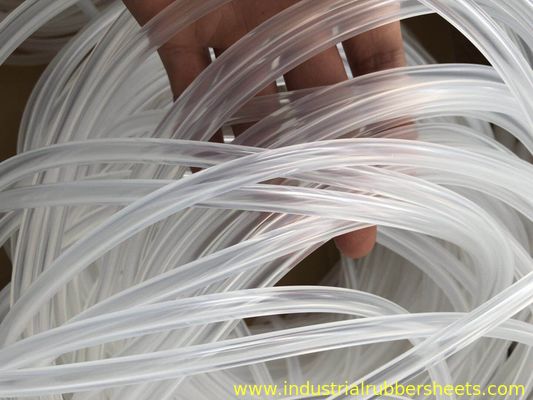 Tube et tuyau en silicone transparent de qualité alimentaire durci au platine pour applications à haute température