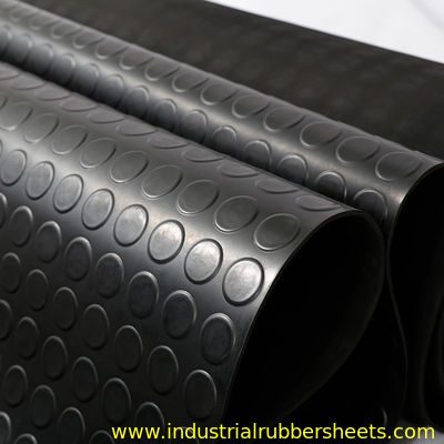 Mat de sol antidérapant à l'usage industriel avec une surface ronde et une épaisseur de 3 mm pour une résistance à l'huile